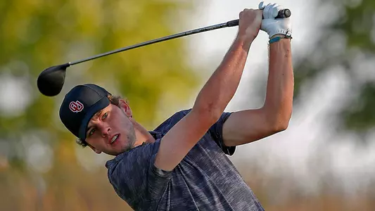 OU Concludes Fall Slate in Hawai'i