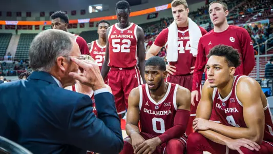 Sooners in San Antonio to Face UTSA