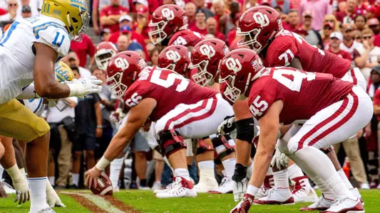 Offensive Line Named Joe Moore Award Semifinalist