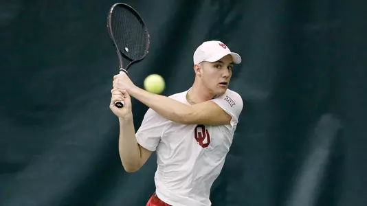 Sooners Rope Bulls, 4-3