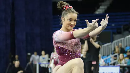 No. 1 Sooners Dazzle in Victory over UCLA