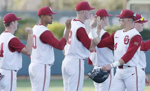 Sooners Claim Series vs. West Virginia