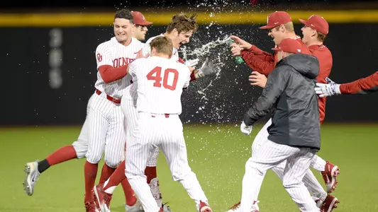 Mendenhall, Sooners Walk-Off Bama
