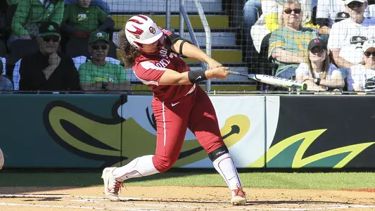 Streaks Snapped in Loss to No. 4 Oregon