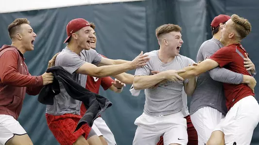 No. 16 OU Bests No. 19 Baylor to Open Big 12 Play