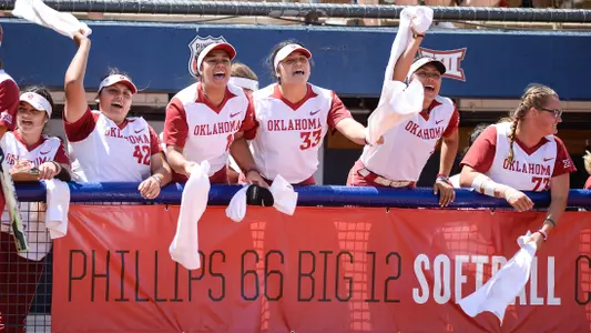 Two Wins on Friday Send Sooners to Title Game