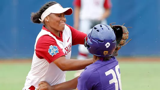 Sooners Drop Game One of WCWS to Washington