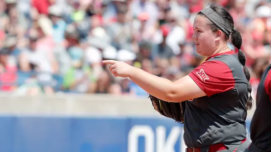 Softball Season Ends in WCWS Semifinals