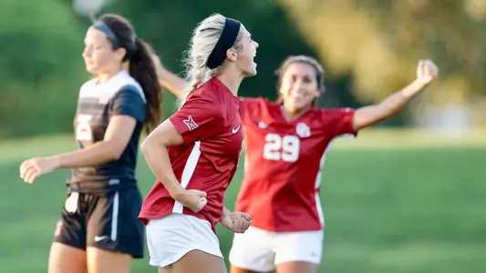 Sooners Fly Past Redbirds in 7-1 Victory