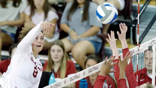 Sooners Split Saturday Slate