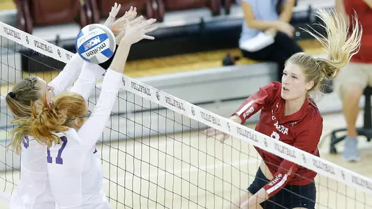 Sooners Sweep Home Tournament