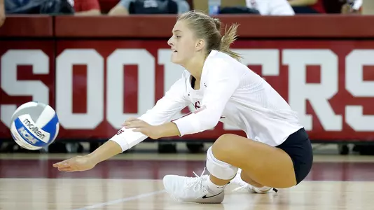 OU Battles in Five-Set Loss to UNC