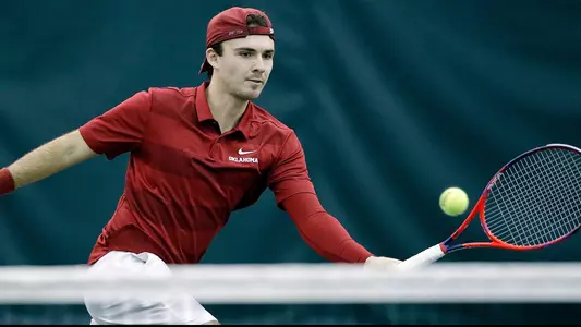 Sooners Notch Back-to-Back Sweeps