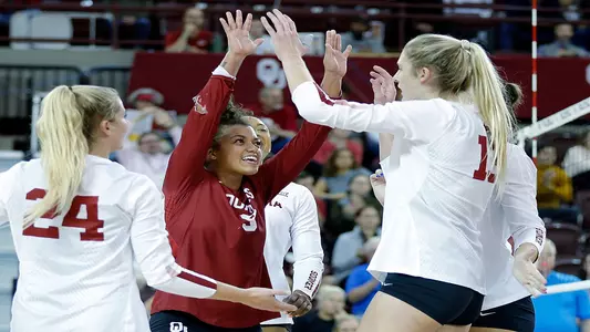 10/16/2019 Oklahoma vs Kansas State women’s Volleyball. Photo by Ty Russell