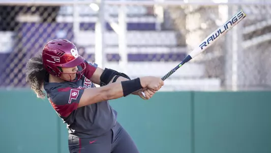 Offense Erupts in 17-3 Win over Hofstra