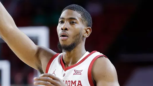 Sooners Take Down Texas In Thriller