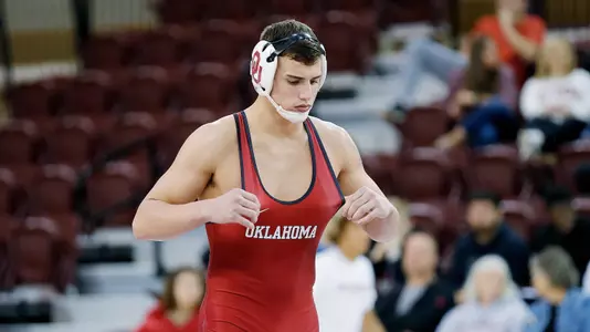 Sooners Ride Thomas to Victory