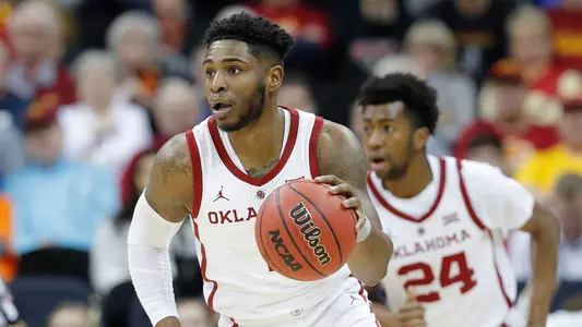 OU Falls to Mountaineers in Kansas City
