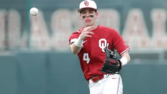 Baseball Completes Weekend Sweep of Columbia