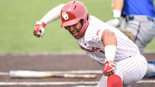 Sooners Sweep Jayhawks
