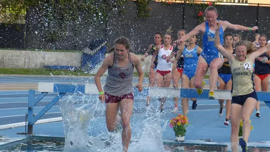 Sooners Close Out Pair of Meets