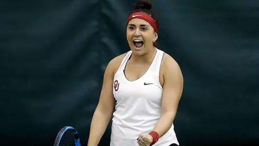 Sooners Shut Out Baylor in Final Home Match