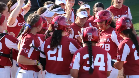 Run-Rule Shutout Sets Program-Best Win Streak