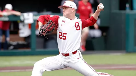 Baseball Falls at Kansas State, Series Even