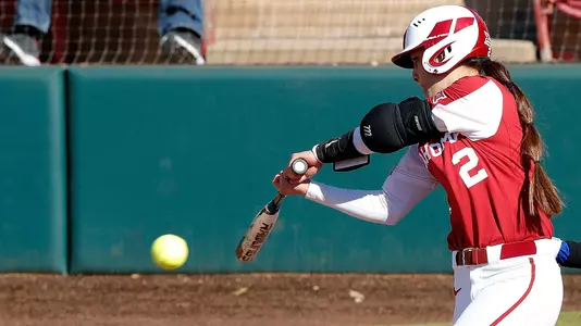 Streaks Snapped in Loss to Wisconsin