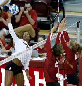 08/24/2019 Oklahoma volleyball scrimmage. Photo by Ty Russell