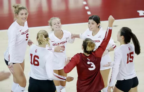 08/24/2019 Oklahoma volleyball scrimmage. Photo by Ty Russell