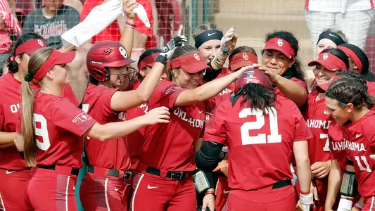 Lead, SB Preseason Poll