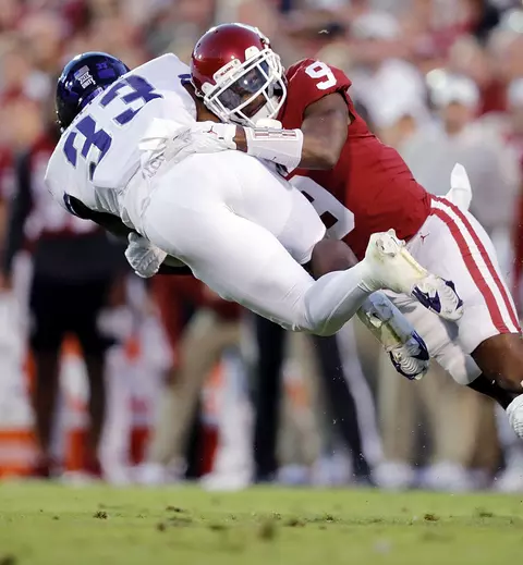 10/16/2021 Oklahoma vs Texas football. Photo Ty Russell