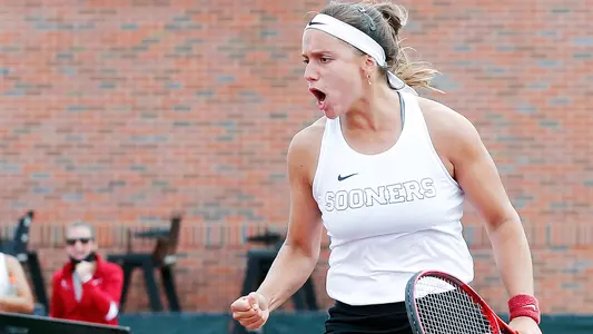 Lead, Martina Capurro