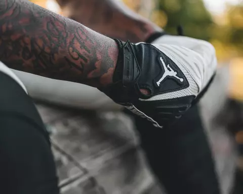 Oklahoma Sooners
Marquis Hayes Uni Shoot
Oklahoma Football
Norman, Oklahoma
Start Time: 6 PM CT
Shoot Date: September 21, 2021
Photo by John Baker/OU Football