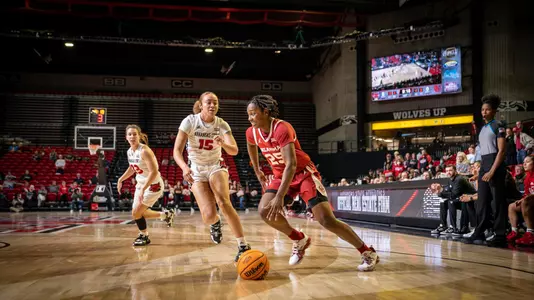 Madi Williams, lead