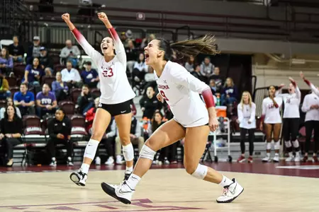 Taylor Preston and Savannah Davison