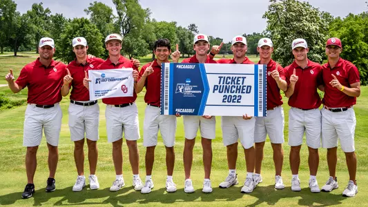 Men's Golf, 22 Regional, lead