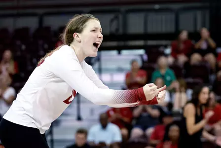 08/28/2022 Oklahoma vs Florida International volleyball. Photo Ty Russell