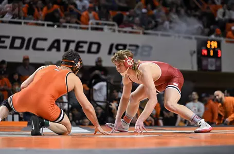 Gerrit Nijenhuis Defeats Wyatt Sheets 10-6