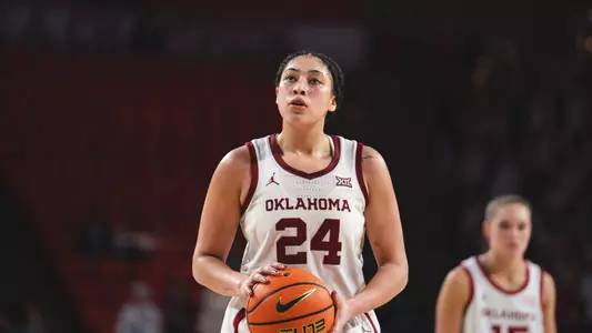 Sky Vann, lead