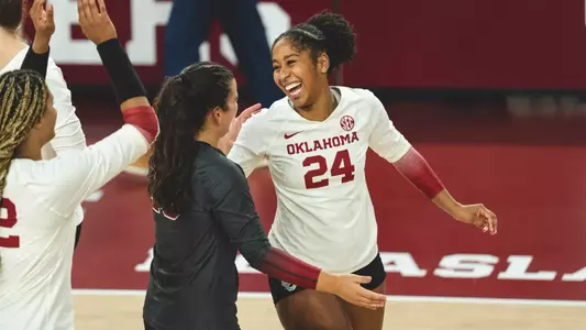 NORMAN, OK - October 23, 2024 - Oklahoma Defensive Specialist/Libero Sydney Thompson (#24) during the game between the Alabama Crimson Tide and the Oklahoma Sooners at McCasland Field House in Norman, OK. Photo By Peyton Martin/University of Oklahoma