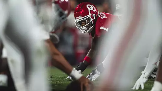 NORMAN, OK - November 23, 2024 - Oklahoma Linebacker Dasan McCullough (#1) during the game between the Alabama Crimson Tide and the Oklahoma Sooners at Gaylord Family - Oklahoma Memorial Stadium in Norman, OK. Photo By Morgan Givens/University of Oklahoma