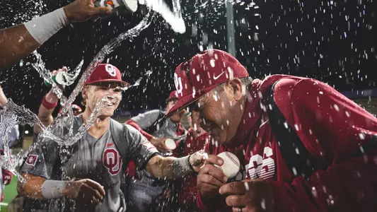 Lead, Johnson win No. 200