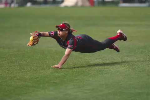 Oklahoma Softball outfielder Jayda Coleman makes a diving catch for an out against Seattle in Game Four of the Mary Nutter Classic on Feb. 24, 2024 at the Big League Field of Dreams in Cathedral City California. (Photo by Morgan Givens/Oklahoma Athletics)