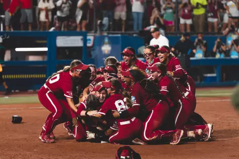 Oklahoma vs. Texas (Womenās College World Series 2024 - National Championship Game 2)