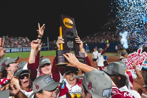 Oklahoma vs. Texas (Womenās College World Series 2024 - National Championship Game 2)