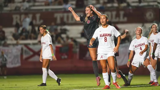 Ally Laccinole, lead against Alabama