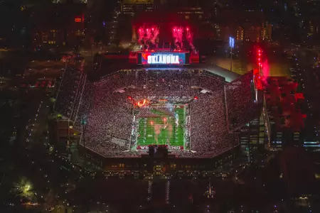 NORMAN, OK - December 19, 2025 - Aerial photos of the College Football Playoff First Round game between the Alabama Crimson Tide and the Oklahoma Sooners at Gaylord Family - Oklahoma Memorial Stadium in Norman, OK. Photo By Jamin Yeager/Aerial Oklahoma/University of Oklahoma