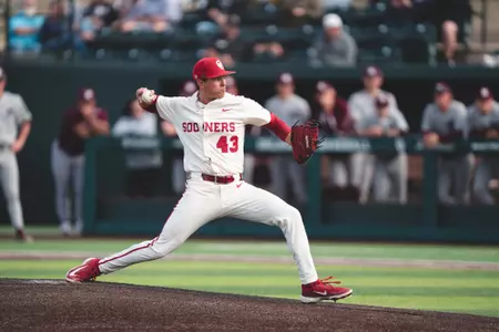 Lead, Crooks vs. MSU G3